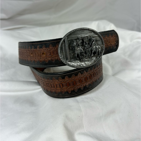 Vintage Bergamot Brass Works 1983 SALOON cowboys belt buckle and brown belt 34 - Picture 2 of 14